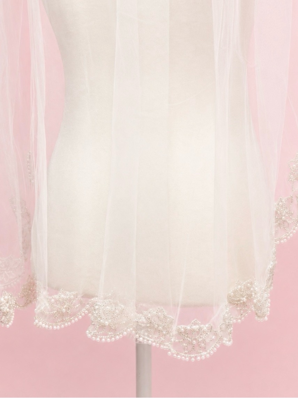 White Bridal Veil with Beaded Edges - Picture 5 of 7
